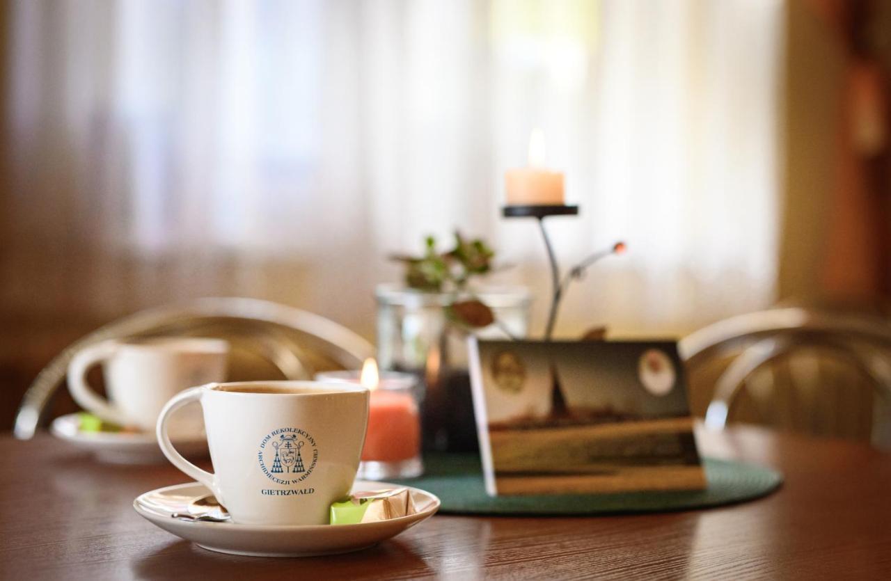 Domus Mariae Gietrzwald Hostel Екстериор снимка